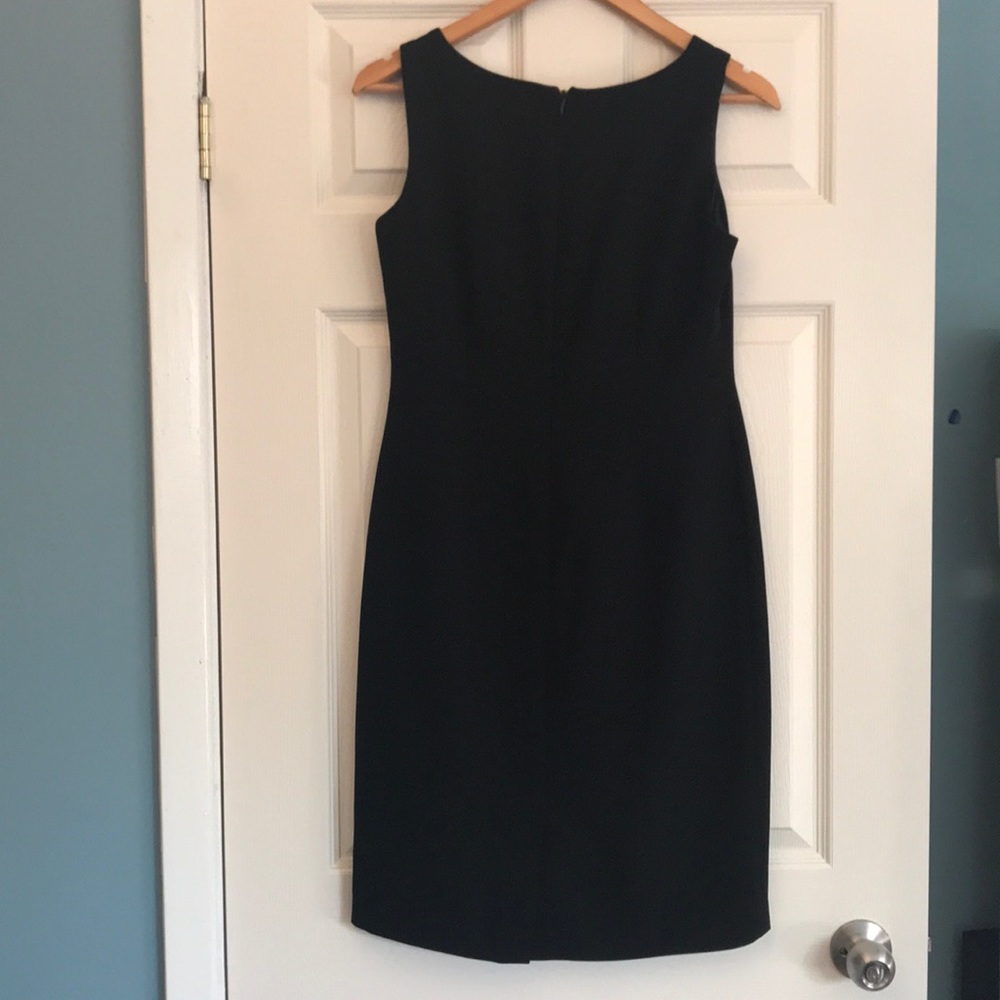 PETITE - KASPER SLEEVELESS PROFESSIONAL DRESS - Picture 2 of 4